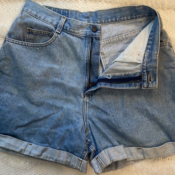 Riders Lee Jean shorts high waisted women’s size 10 12 - Picture 4 of 10